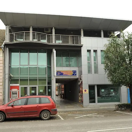 And In Club Apartament Indija