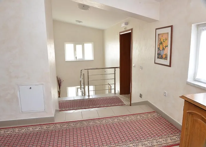 And In Club * Indija